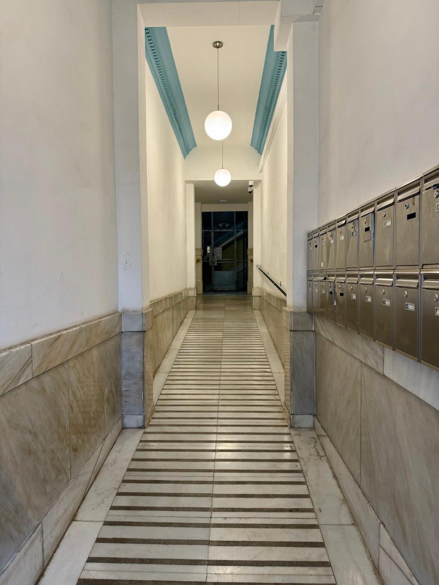 Newly Renovated Stylish Eixample - Great Location 巴塞罗那 外观 照片